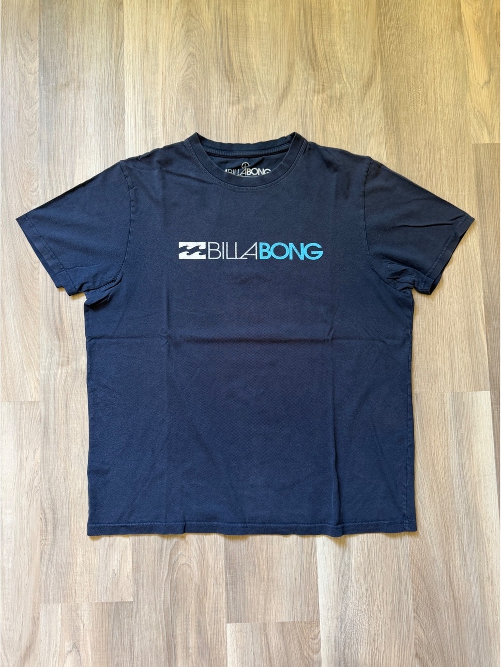 Vintage Y2K Billabong Logo T-Shirt